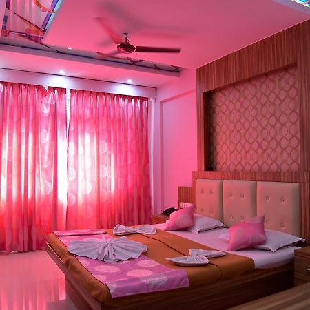 Hotel Sunrise Panaji Extérieur photo