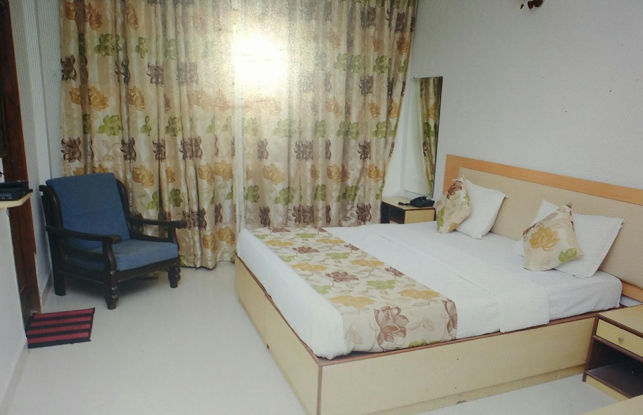 Hotel Sunrise Panaji Extérieur photo