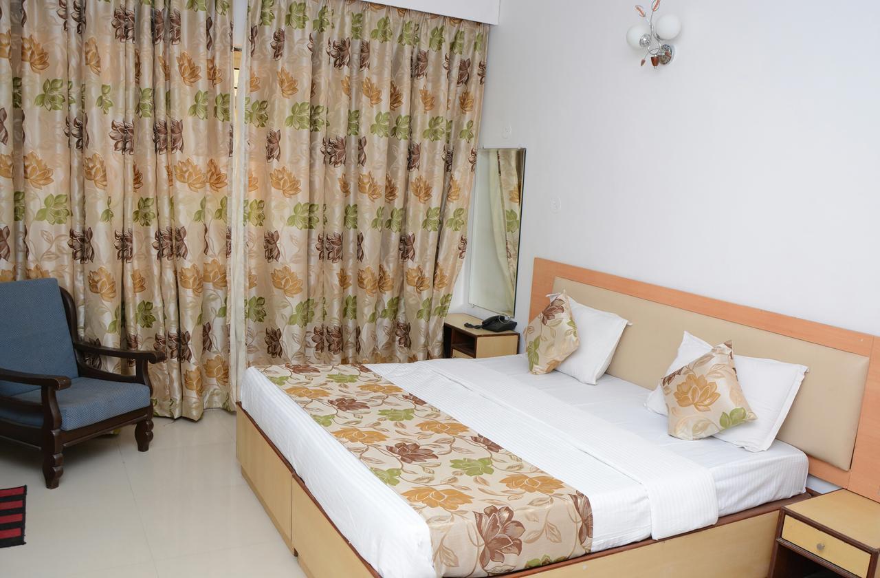 Hotel Sunrise Panaji Extérieur photo