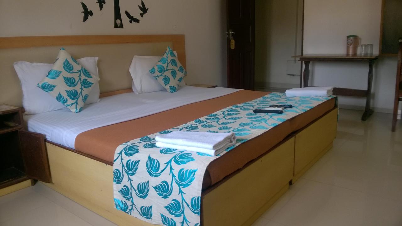 Hotel Sunrise Panaji Extérieur photo